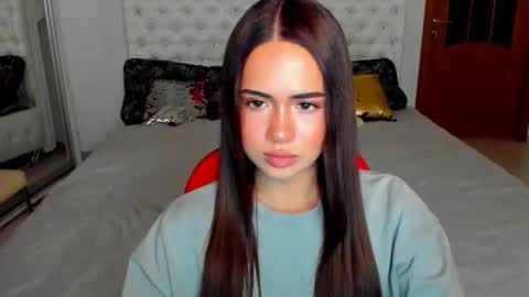 Beata online show from 10-22-25, 04:51