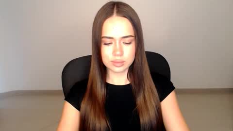 Beata online show from 11-03-25, 01:34