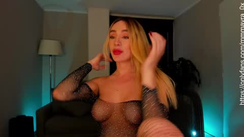 Snapshot of mmmayra_0x chatting on 12-04-24, 09:57 MAYRA online show from 12-04-24, 09:57