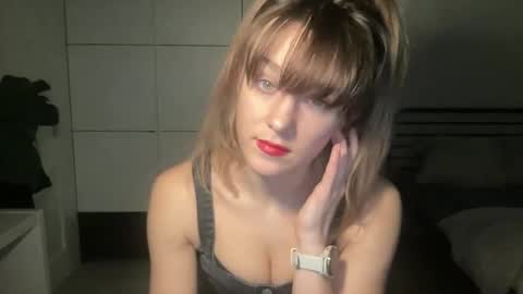 mmminnie online show from 01-29-25, 05:56