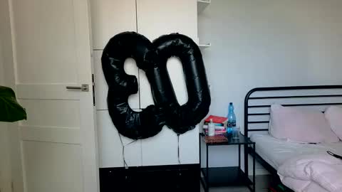 mmminnie online show from 09-13-25, 12:49