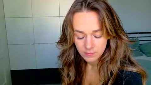 mmminnie online show from 11-05-25, 10:26