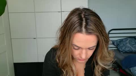 mmminnie online show from 03-26-26, 07:25