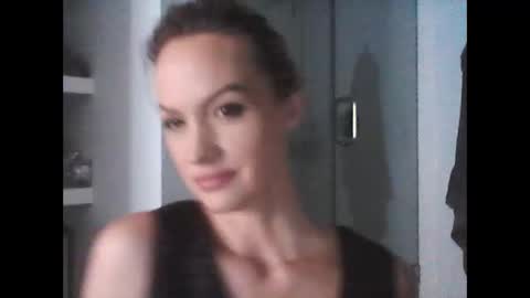 mmmmyesplease1 online show from 12-21-24, 03:31