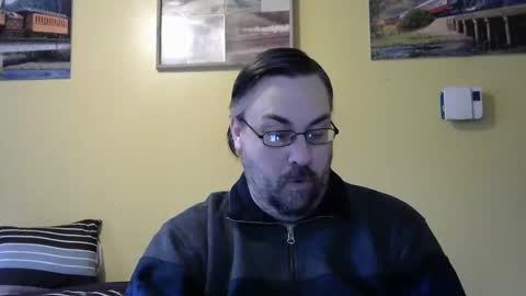 Snapshot of mmr45 chatting on 01-14-25, 06:38 mmr45 online show from 01-14-25, 06:38