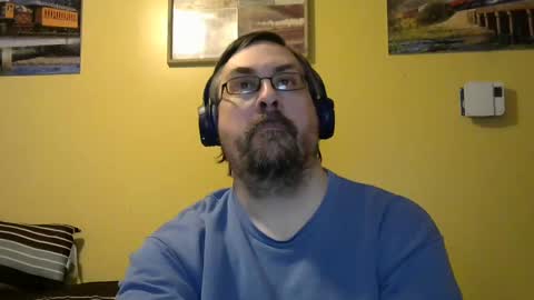 Snapshot of mmr45 chatting on 01-16-25, 05:21 mmr45 online show from 01-16-25, 05:21