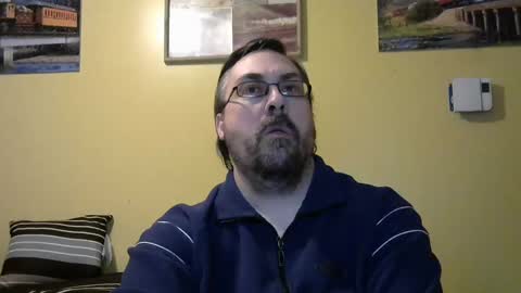 Snapshot of mmr45 chatting on 01-17-25, 06:15 mmr45 online show from 01-17-25, 06:15