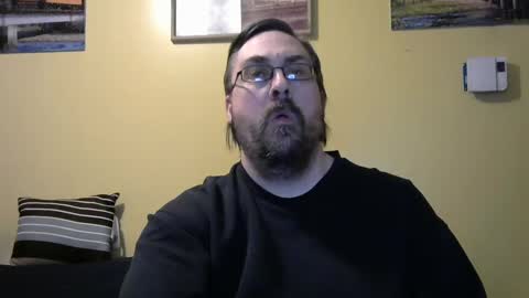 Snapshot of mmr45 chatting on 01-21-25, 05:05 mmr45 online show from 01-21-25, 05:05