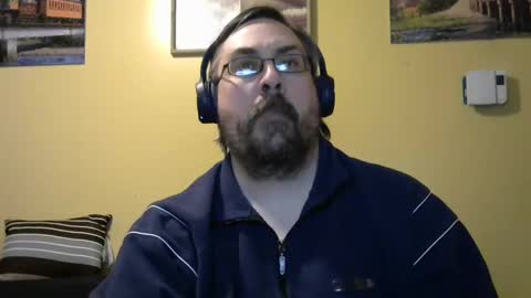 Snapshot of mmr45 chatting on 02-02-25, 04:59 mmr45 online show from 02-02-25, 04:59