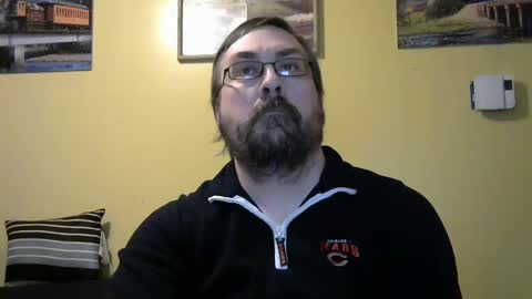 Snapshot of mmr45 chatting on 02-03-25, 04:46 mmr45 online show from 02-03-25, 04:46