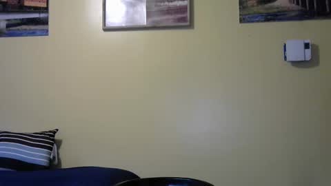 Snapshot of mmr45 chatting on 02-25-25, 12:36 mmr45 online show from 02-25-25, 12:36