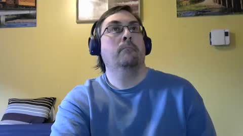 Snapshot of mmr45 chatting on 03-03-25, 11:35 mmr45 online show from 03-03-25, 11:35