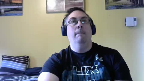 Snapshot of mmr45 chatting on 10-04-25, 09:13 mmr45 online show from 10-04-25, 09:13