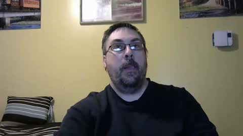 Snapshot of mmr45 chatting on 10-28-25, 04:16 mmr45 online show from 10-28-25, 04:16