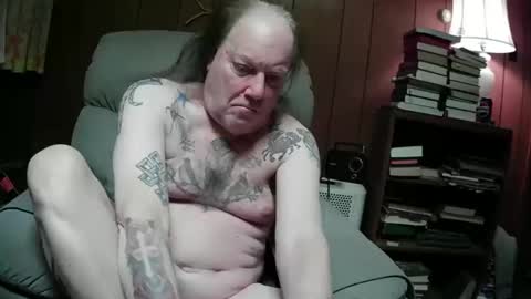 Snapshot of mms1316 chatting on 02-05-25, 07:07 Mark4u online show from 02-05-25, 07:07