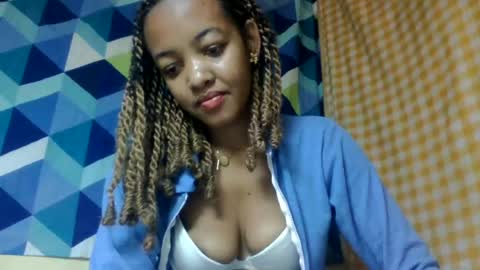 mmyriame online show from 07-20-26, 11:01