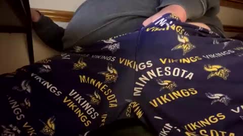 mnguy19726969 online show from 11-04-25, 06:12