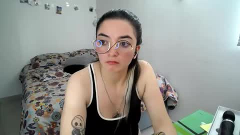 Sam online show from 11-19-25, 04:18