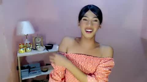 Snapshot of mocha_locca chatting on 01-01-25, 04:29 Mocha Locca online show from 01-01-25, 04:29