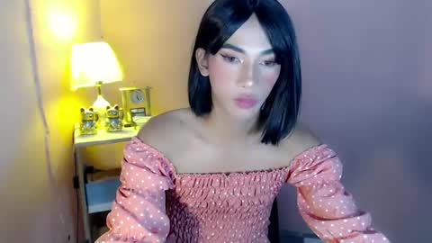 Snapshot of mocha_locca chatting on 01-07-25, 12:31 Mocha Locca online show from 01-07-25, 12:31