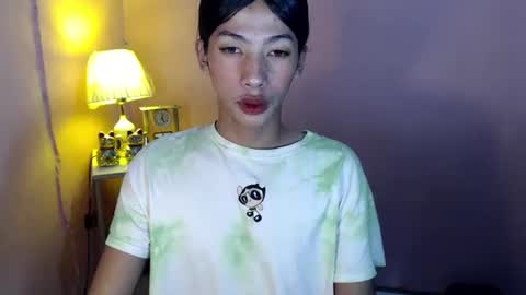 Snapshot of mocha_locca chatting on 01-16-25, 11:16 Mocha Locca online show from 01-16-25, 11:16