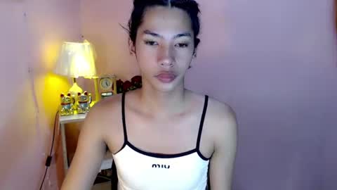 Snapshot of mocha_locca chatting on 02-16-25, 11:37 Mocha Locca online show from 02-16-25, 11:37