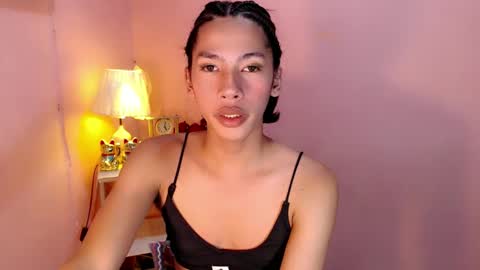Snapshot of mocha_locca chatting on 02-17-25, 07:21 Mocha Locca online show from 02-17-25, 07:21