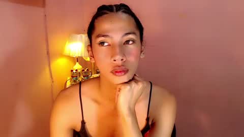 Snapshot of mocha_locca chatting on 02-27-25, 07:15 Mocha Locca online show from 02-27-25, 07:15