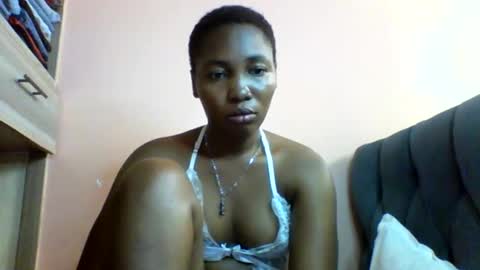 mochakei online show from 04-26-26, 06:22