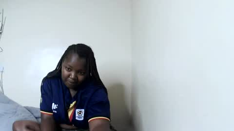 Snapshot of mochi_mochy chatting on 06-20-26, 04:04 mochi online show from 06-20-26, 04:04
