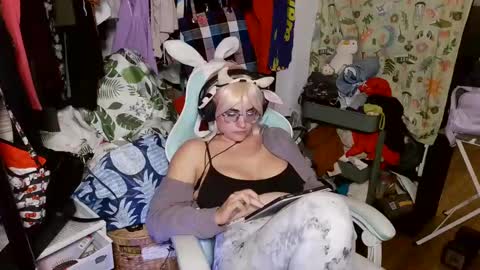 The Mochi Rainbow Variety Show online show from 01-14-25, 04:57