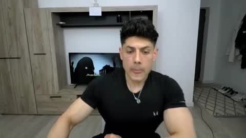 Snapshot of modelfitness91 chatting on 04-21-26, 08:44 fitbody online show from 04-21-26, 08:44