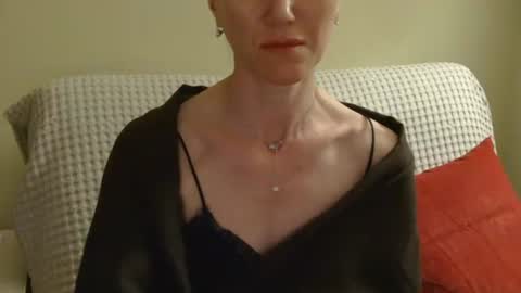 Aurora online show from 04-09-26, 10:15