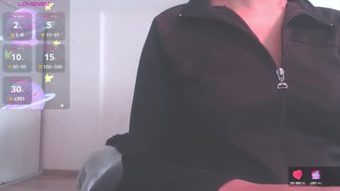 Snapshot of modjo_ chatting on 09-29-25, 04:23 Modjo online show from 09-29-25, 04:23