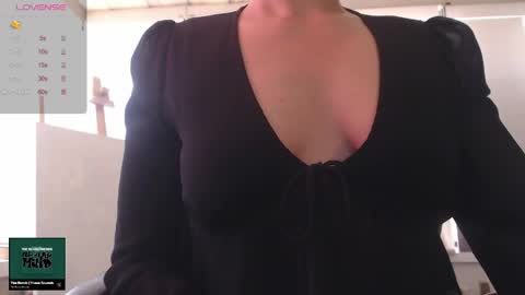 Snapshot of modjo_ chatting on 05-29-26, 09:57 Modjo online show from 05-29-26, 09:57