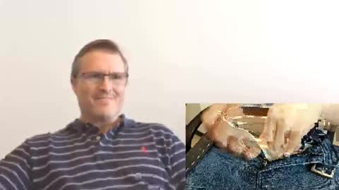 Snapshot of moe_001 chatting on 11-27-25, 06:32 Moe online show from 11-27-25, 06:32