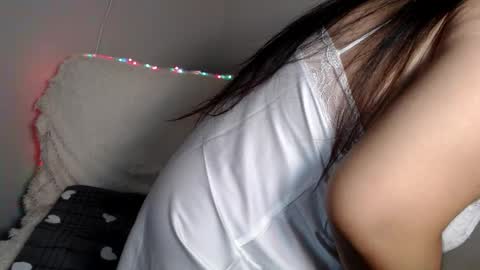 Snapshot of moertomlly chatting on 01-30-25, 06:46 Molly online show from 01-30-25, 06:46