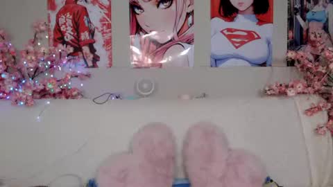 Snapshot of moertomlly chatting on 06-15-26, 02:36 Molly online show from 06-15-26, 02:36