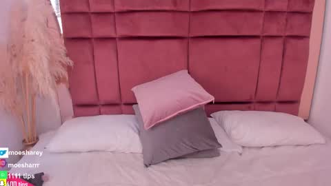 Snapshot of moesha_rey chatting on 09-19-25, 06:19 Moesha online show from 09-19-25, 06:19