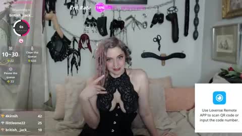 Snapshot of mohawkmischief chatting on 06-12-26, 06:51 MohawkMischief online show from 06-12-26, 06:51