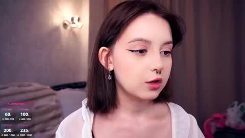 Snapshot of moiregathright chatting on 09-21-25, 05:09 My name is Eda online show from 09-21-25, 05:09