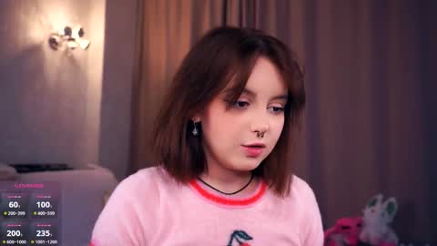 Snapshot of moiregathright chatting on 10-05-25, 05:50 My name is Eda online show from 10-05-25, 05:50