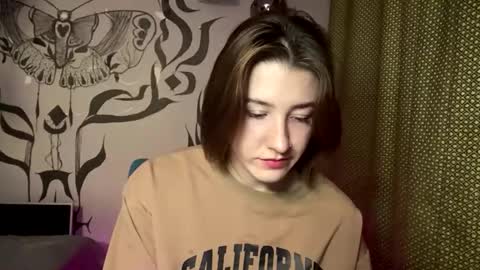 Snapshot of moiregathright chatting on 01-12-26, 07:24 My name is Eda online show from 01-12-26, 07:24