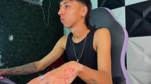 Moises online show from 05-11-26, 02:28
