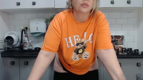 erika online show from 01-14-25, 06:07