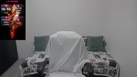 erika online show from 05-02-26, 09:03