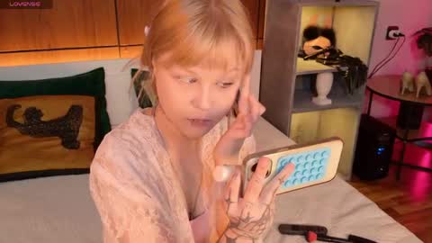 moliqin online show from 05-13-26, 07:50
