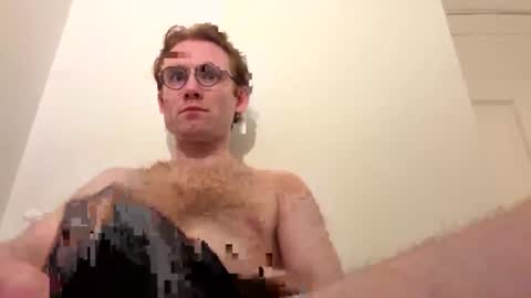 Snapshot of molliter chatting on 07-10-26, 12:26 molliter online show from 07-10-26, 12:26