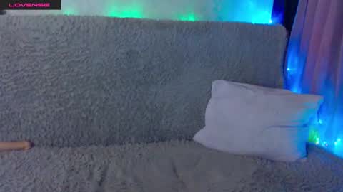 Snapshot of molly1sex chatting on 11-21-25, 02:49 Molly1sex online show from 11-21-25, 02:49