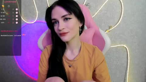 Molly - online show from 05-18-26, 04:07